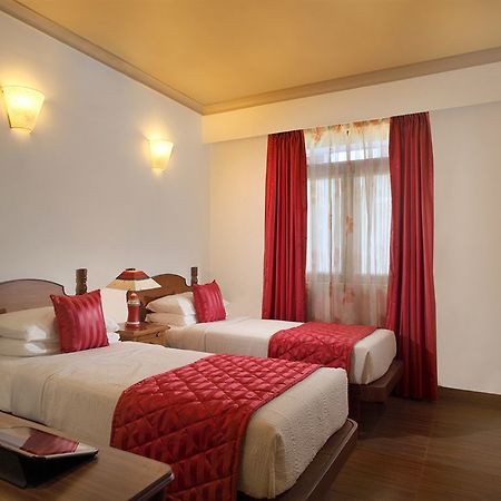 Monterio Hotell Baga Exteriör bild