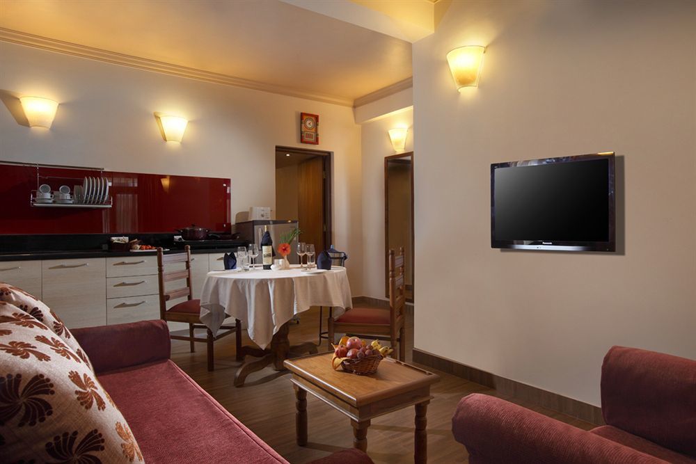 Monterio Hotell Baga Exteriör bild
